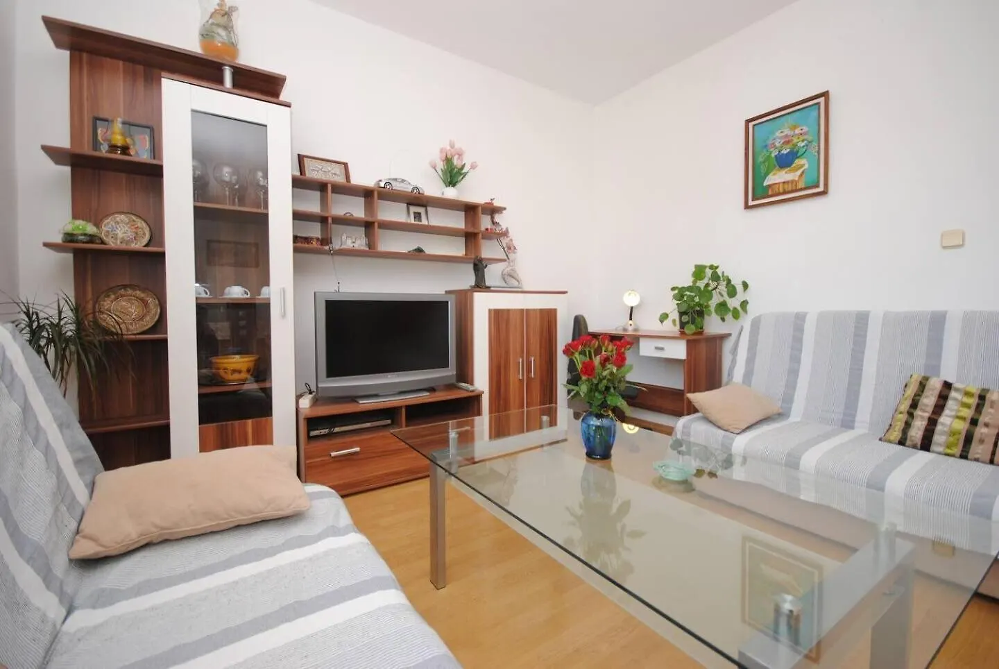 Apartments Ezgety - 330M From Beach Kastela 0*,