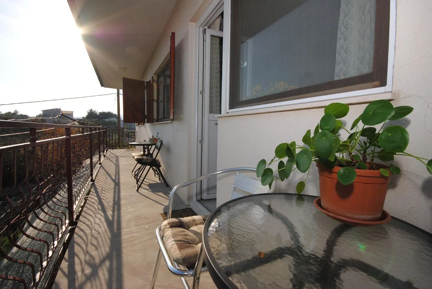 Apartments Ezgety - 330M From Beach Kastela