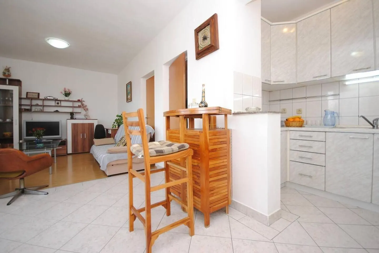 Apartments Ezgety - 330M From Beach Kastela